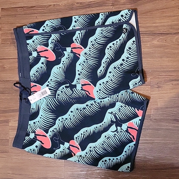 NWT Men's Outerknown boardshorts size 38